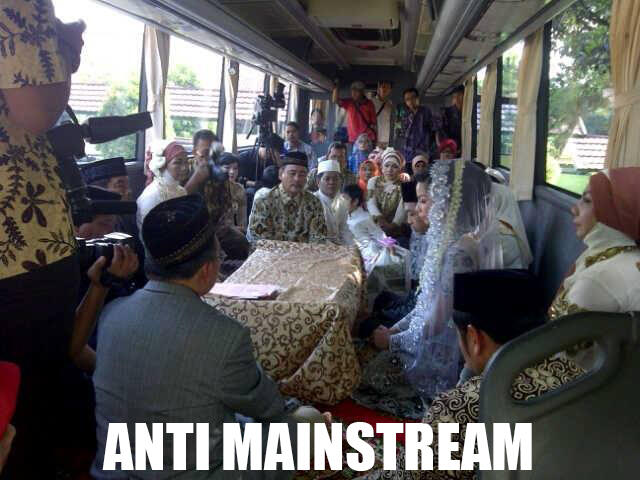 Kumpulan Meme Tentang Bus di Indonesia #RealBro