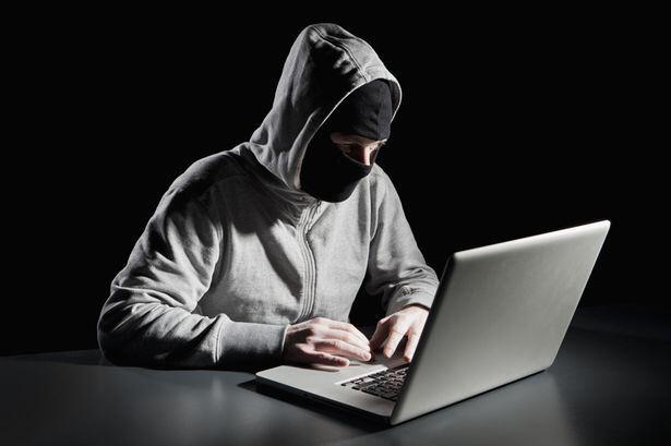 Hati-hati gan, Hacker Manfaatkan SMS untuk Ambil Alih Kamera Smartphone