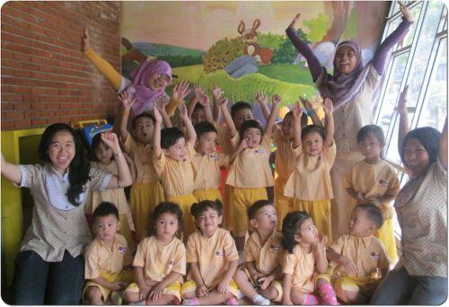BEBERAPA SEKOLAH UNGGULAN DI WILAYAH JATIBENING PONDOK GEDE BEKASI
