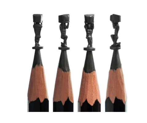 Miniatur dari Pensil Kayu Level Dewa