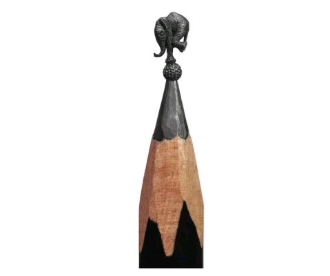 Miniatur dari Pensil Kayu Level Dewa