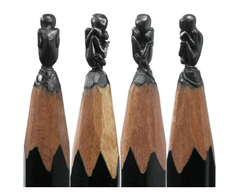 Miniatur dari Pensil Kayu Level Dewa