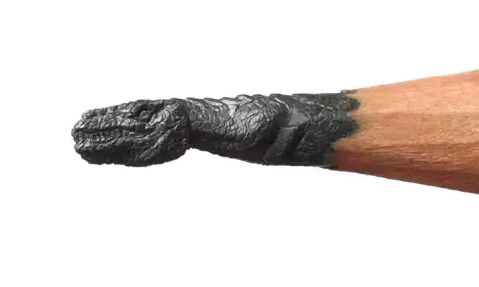 Miniatur dari Pensil Kayu Level Dewa