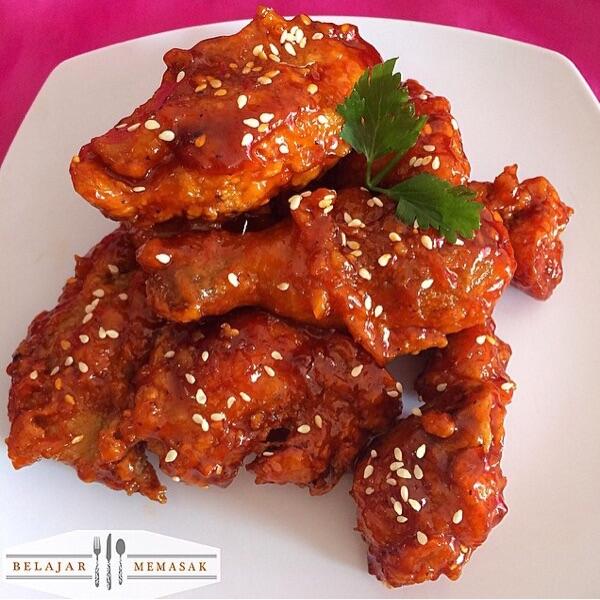 Ayam goreng madu / Yangnyeom Tongdak in Korea 🇰🇷 🍗🍯😊