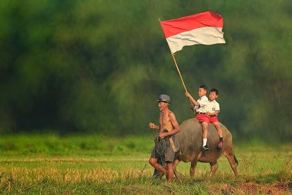 CINTA TANAH AIR...TANAH AIRKU...INDONESIA !!