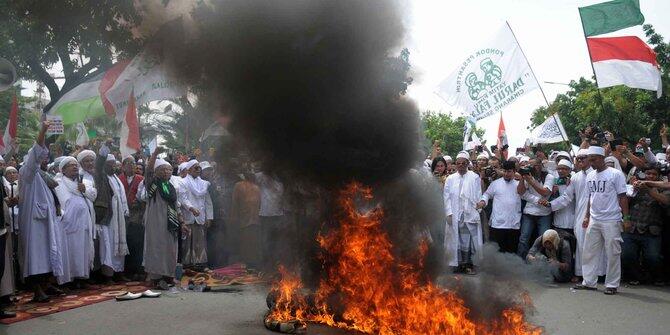 Ekslusif: Menyibak Fakta-Fakta FPI yang Belum Terungkap