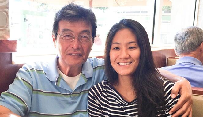 Gara-Gara Hobi Foto, Gadis Ini Menemukan Kembali Ayahnya yang Hilang