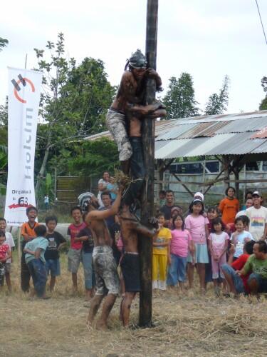 5 lomba unik di Indonesia yang hanya ada saat perayaan 17 Agustus
