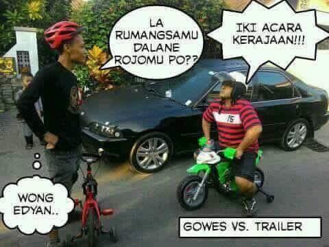 Kumpulan Meme Warga Hadang Moge Arogan di Jogja