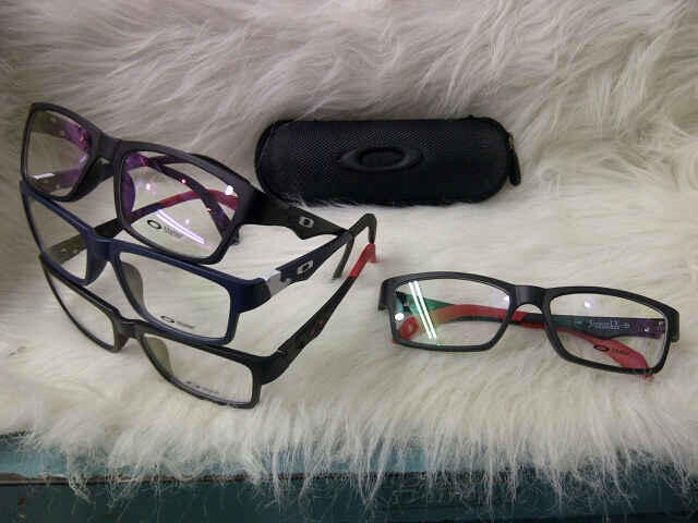 KACAMATA SUNGLASESS / FRAME OAKLEY HOLBROOK GARAGE ROCK DEVIATION MURAH