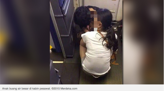 Ortu mengizinkan, 2 anak buang air besar di Kabin Pesawat