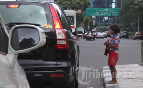 Tipe Pengamen yang Sering Dijumpai di Angkutan Umum