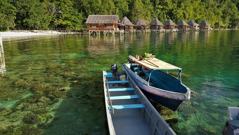 TRAVELING KE SURGA DI ATAS BUMI MALUKU TENGAH (Ora Beach Resort 4-7 September 2015)