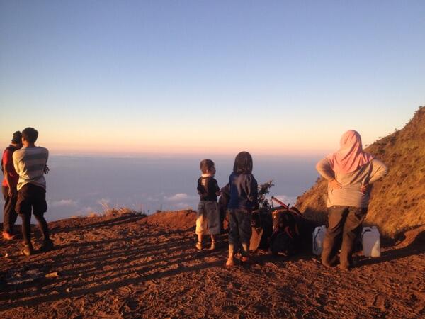 Pengalaman asyik nanjak merbabu