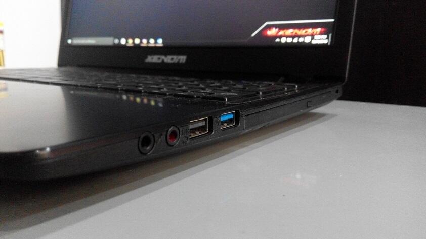 Review All New Xenom Pegasus PS15C-DL12 with core i7 - Photo Views dan Score FPS 