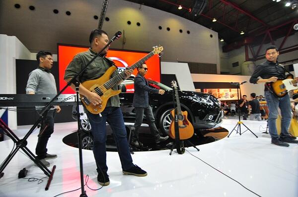 Ada Sandy Sandoro di IIMS 2015 (day 4)
