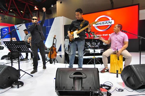 Ada Sandy Sandoro di IIMS 2015 (day 4)