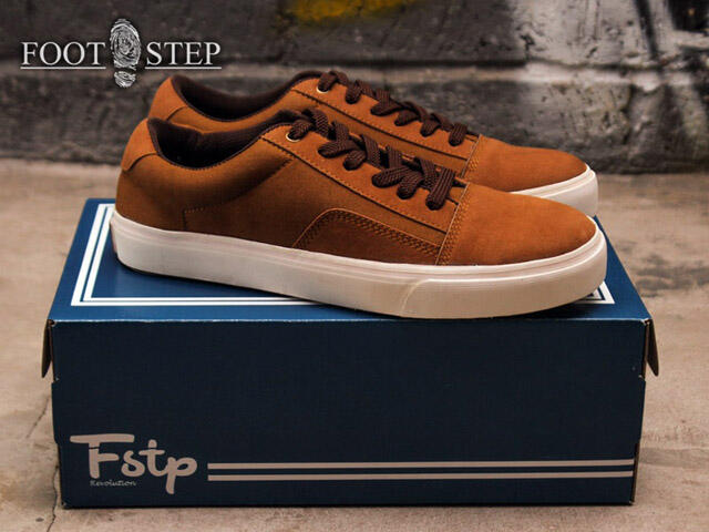 New Sepatu Sneakers Banyak Model