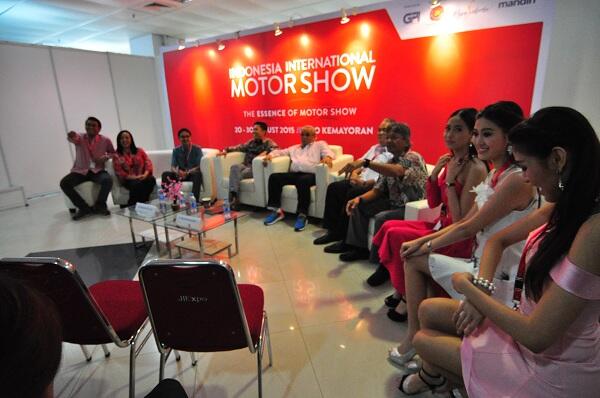 Ada Miss Bangkok Motor Show di IIMS 2015