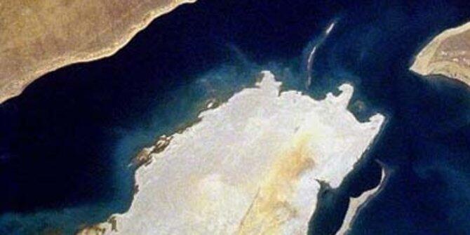7 Pulau di Dunia yang Terlalu Mengerikan Untuk Dihuni Manusia