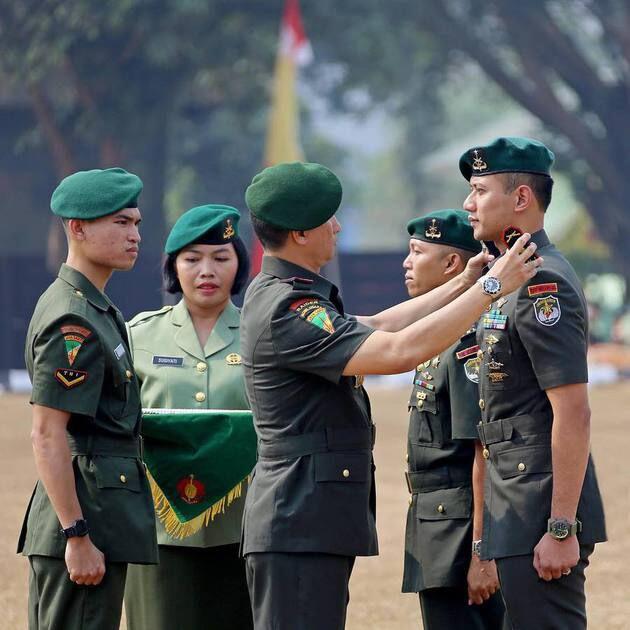 FOTO: Ini Bukti Agus Yudhoyono Letkol Terganteng di Indonesia!