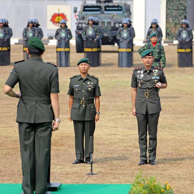 FOTO: Ini Bukti Agus Yudhoyono Letkol Terganteng di Indonesia!