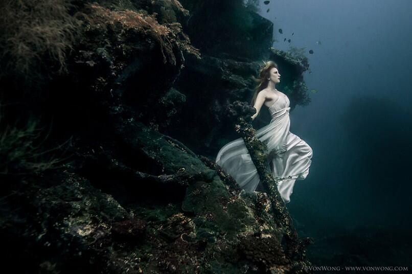 Photoshoot Underwater di Bali Yang Menghebohkan Dunia