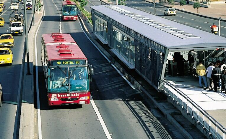 Inilah Tampak Jalur Melayang Khusus BRT di Negara Tiongkok dan Malaysia