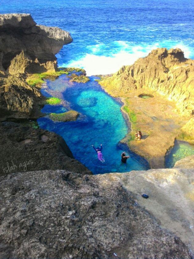 Surga di Tulungagung, Foto Pantai Kedung Tumpang Bikin Melongo