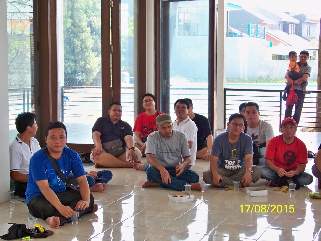 GATHERING (KOPDAR &amp; HALAL BIHALAL) KOMUNITAS KARIMUN KASKUS 2015