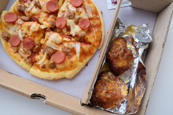 Menagih Janji 30 menit PHD (Pizza Hut Delivery) dan Icip2 My Box!
