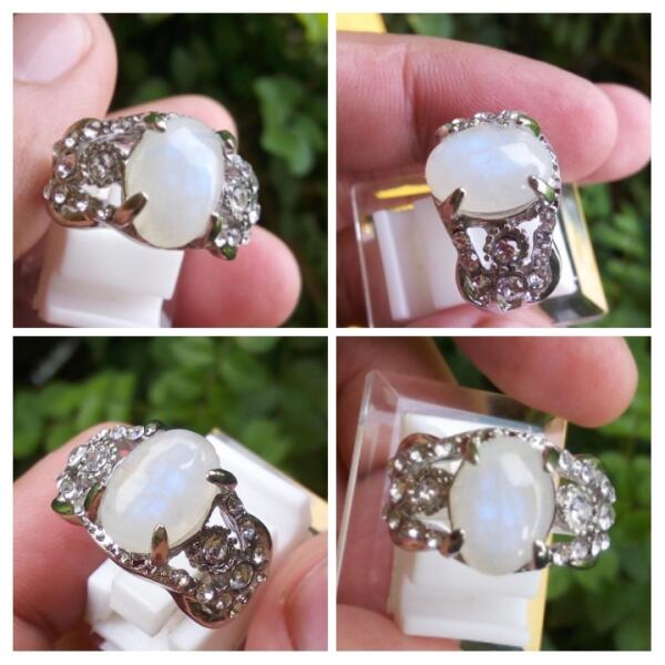 BULMAN,YAMAN,SMOKY,OPAL ada di LELANG BATU #109