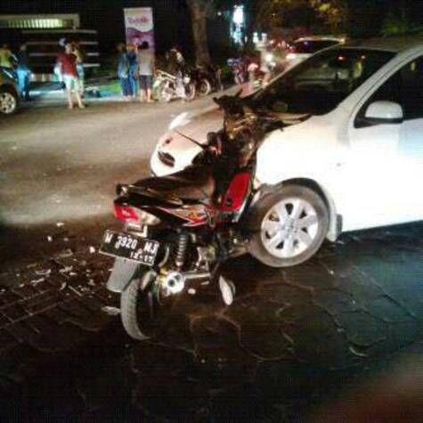 Ini Penjelasan Mengapa Mobil Bisa 'Kalah' dari Motor atau sepeda !