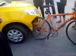 Ini Penjelasan Mengapa Mobil Bisa 'Kalah' dari Motor atau sepeda !