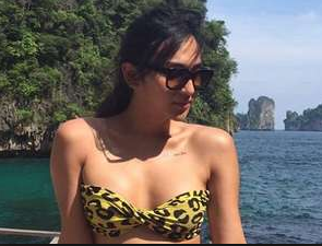 &#91;HOT&#93; Foto Penyanyi Cilik ini tak tersensor