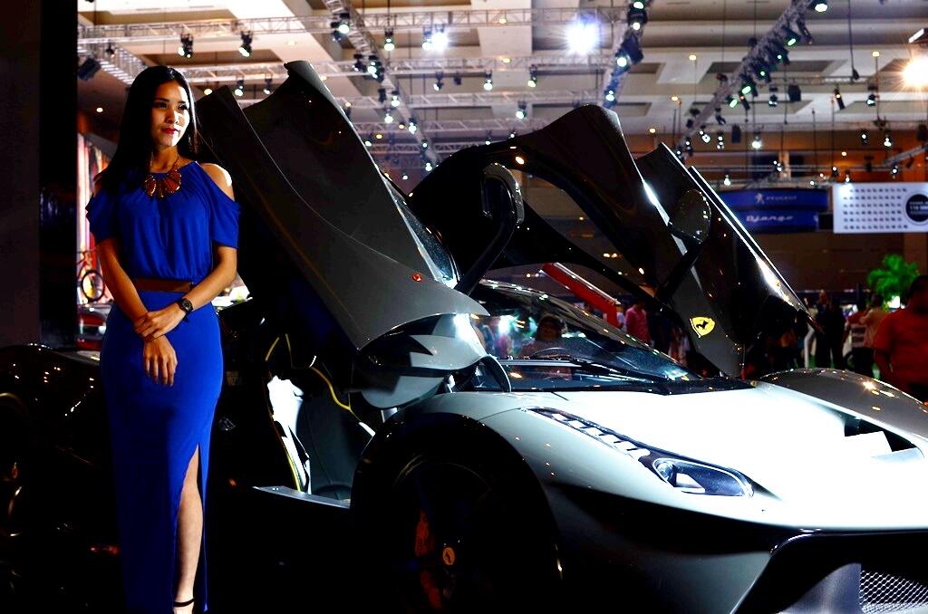 FOTO Cantik SPG IIMS 2015