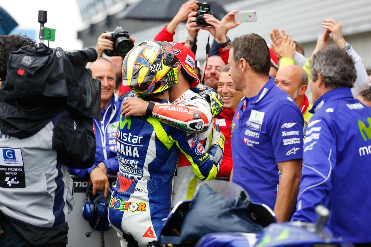 Paddock Girl Moto GP 2015 GP Silverstone Inggris