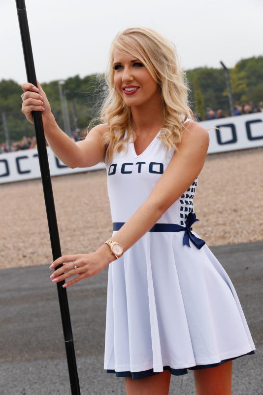 Paddock Girl Moto GP 2015 GP Silverstone Inggris