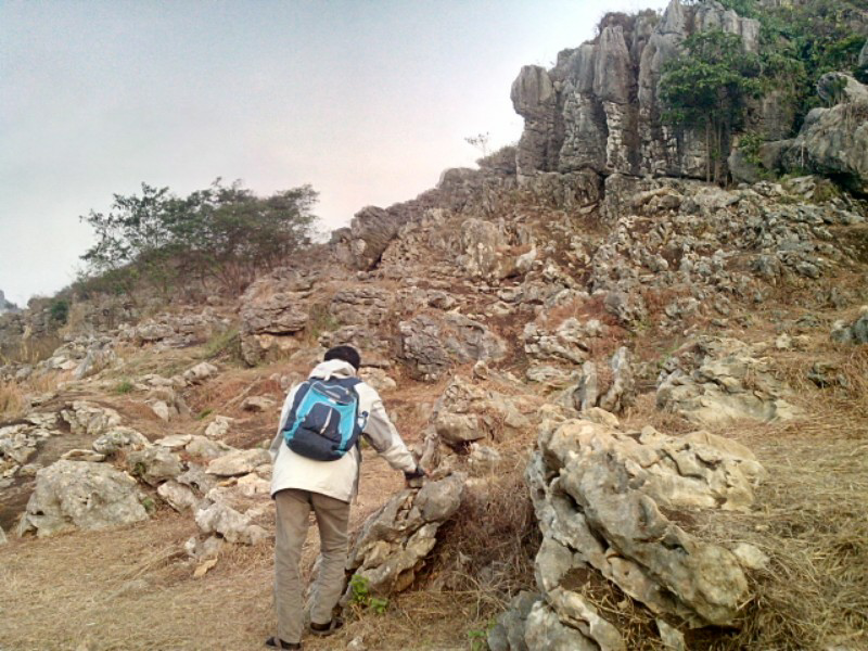 BIKEPACKER.... BEKASI-SEKITARAN KAWAH PUTIH+STONE GARDEN