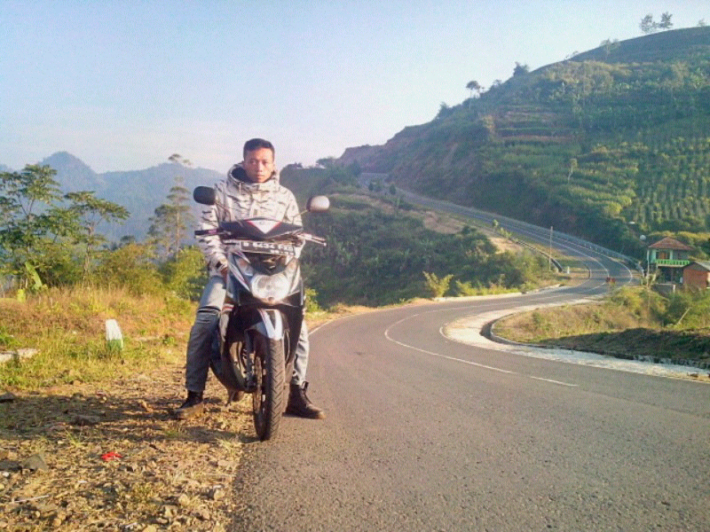BIKEPACKER.... SUNRISE PENGALENGAN-AREA PUNCAK BINTANG,PULANG MAMPIR KE SASAKSAAT