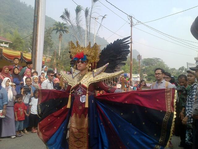 Sawahlunto International Songket Carnival ( SISCA ) 2015