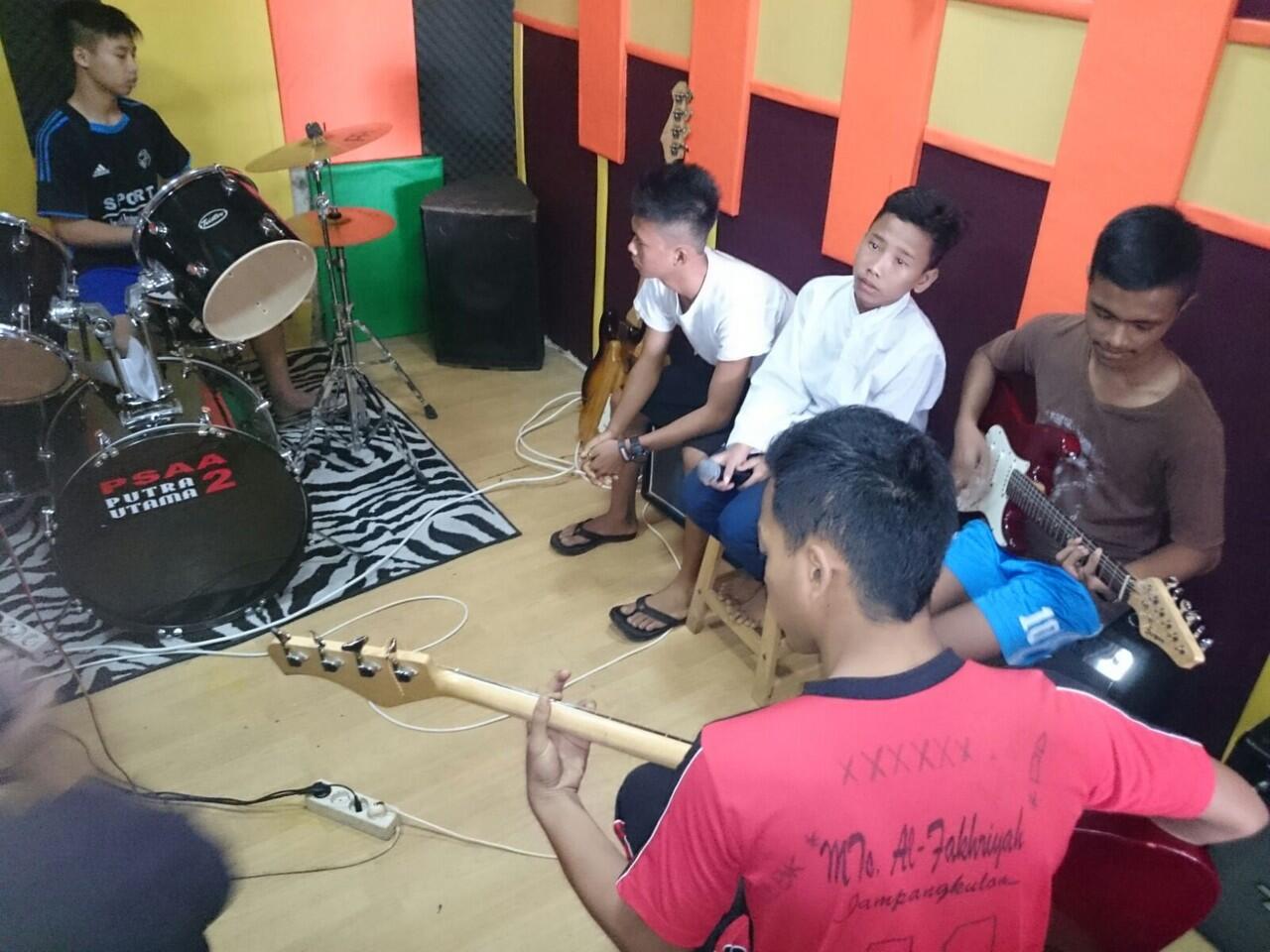 Mengubah Sikap dan Perilaku Anak Jalan Tidak Mudah