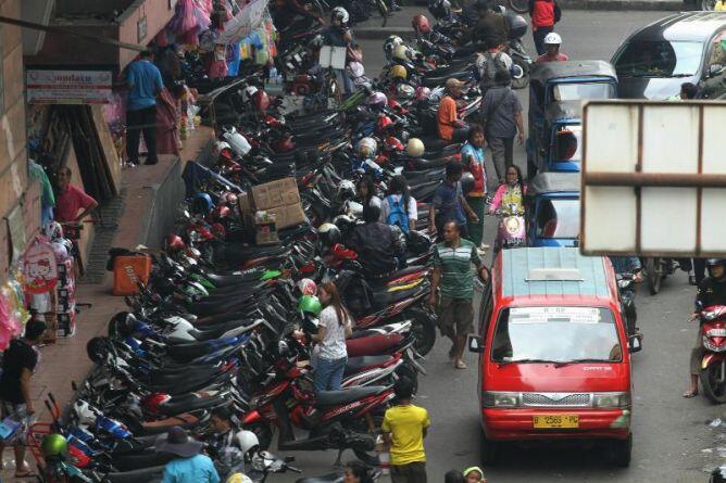 Ahok Terus Paksa Warga Tinggalkan Kendaraan Pribadi