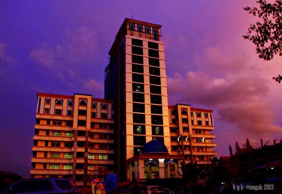 Ayo gaan, yang belum pernah ke Makassar mampir ke thread ini !!! DIJAMIN SERU !!
