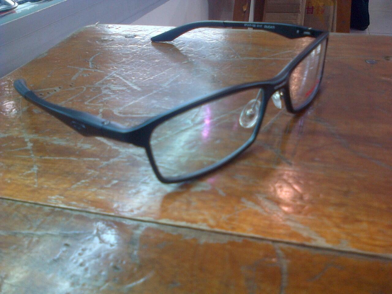KACAMATA SUNGLASESS / FRAME OAKLEY HOLBROOK GARAGE ROCK DEVIATION MURAH