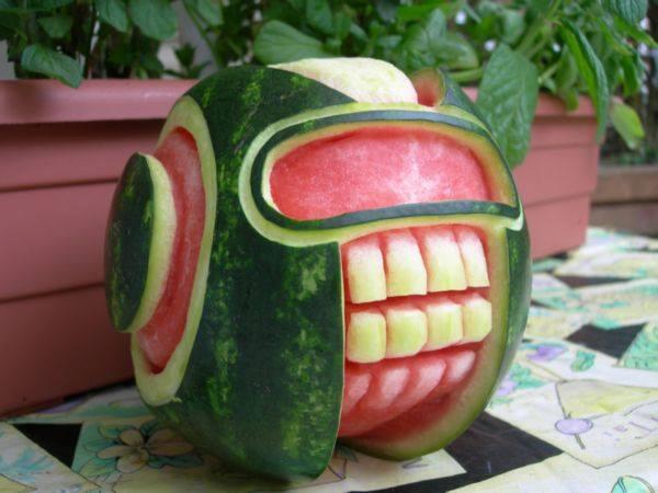 Kreasi Menakjubkan dari Buah Semangka.