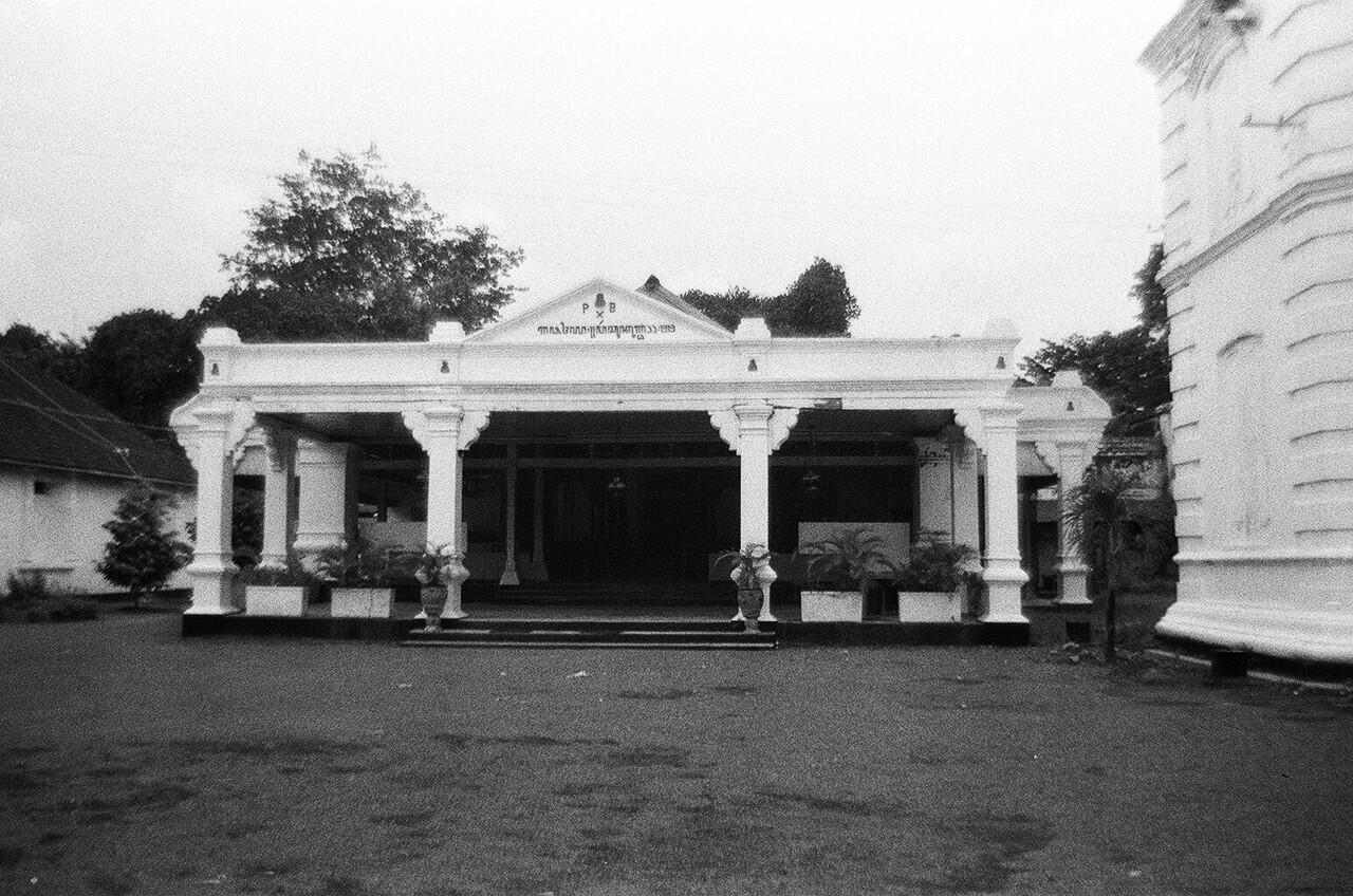 PENYEBAB ADANYA PERJANJIAN GIYANTI