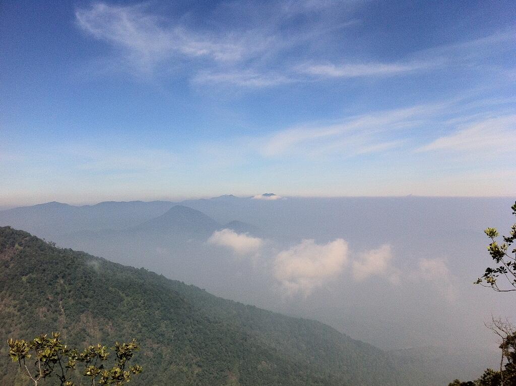 &#91;CatpeR&#93; Soloist Bayar Hutang ke Puntang – Puncak Mega 2222mdpl