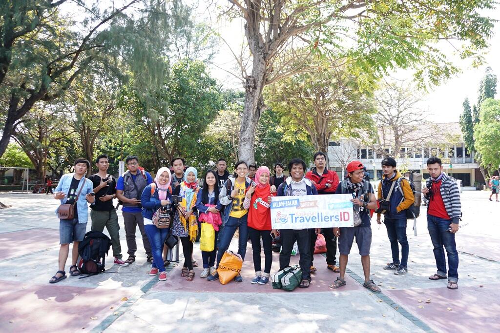 &#91;FR&#93; Jalan-jalan bareng @KasterID - Fun Camping at Semak Daun Island