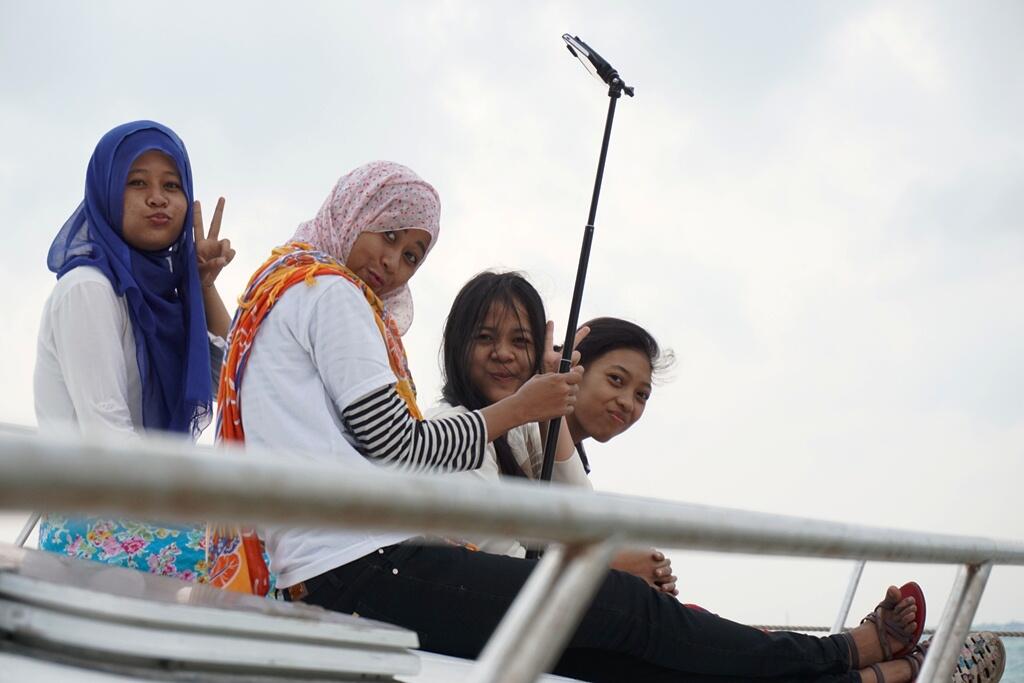 &#91;FR&#93; Jalan-jalan bareng @KasterID - Fun Camping at Semak Daun Island